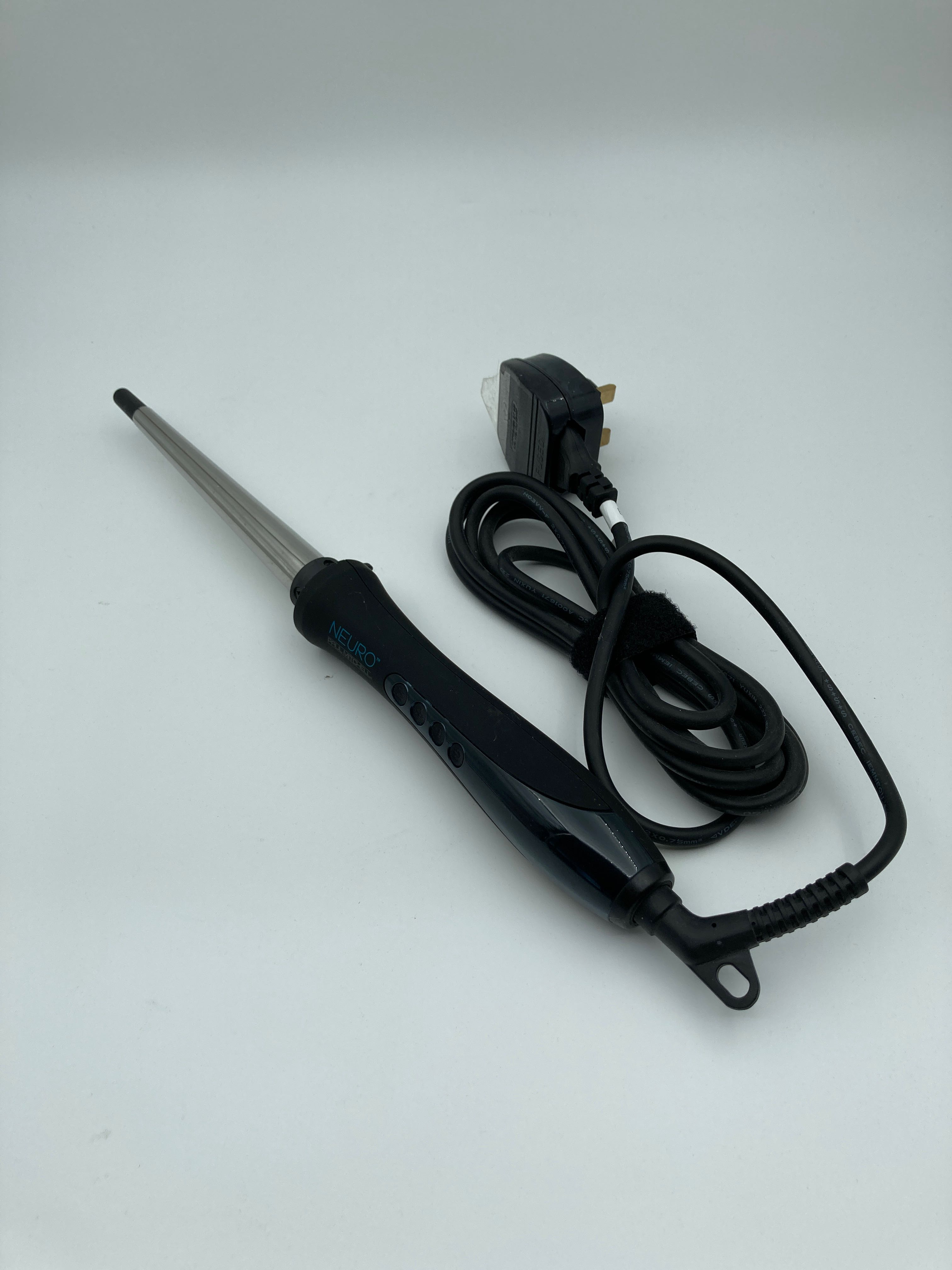 Billede fra myndighedens meddelelse af det tilbagekaldte produkt Neuro Unclipped 0.75" Cone Ringlets and Spirals. Årsag: OKTILTAG.