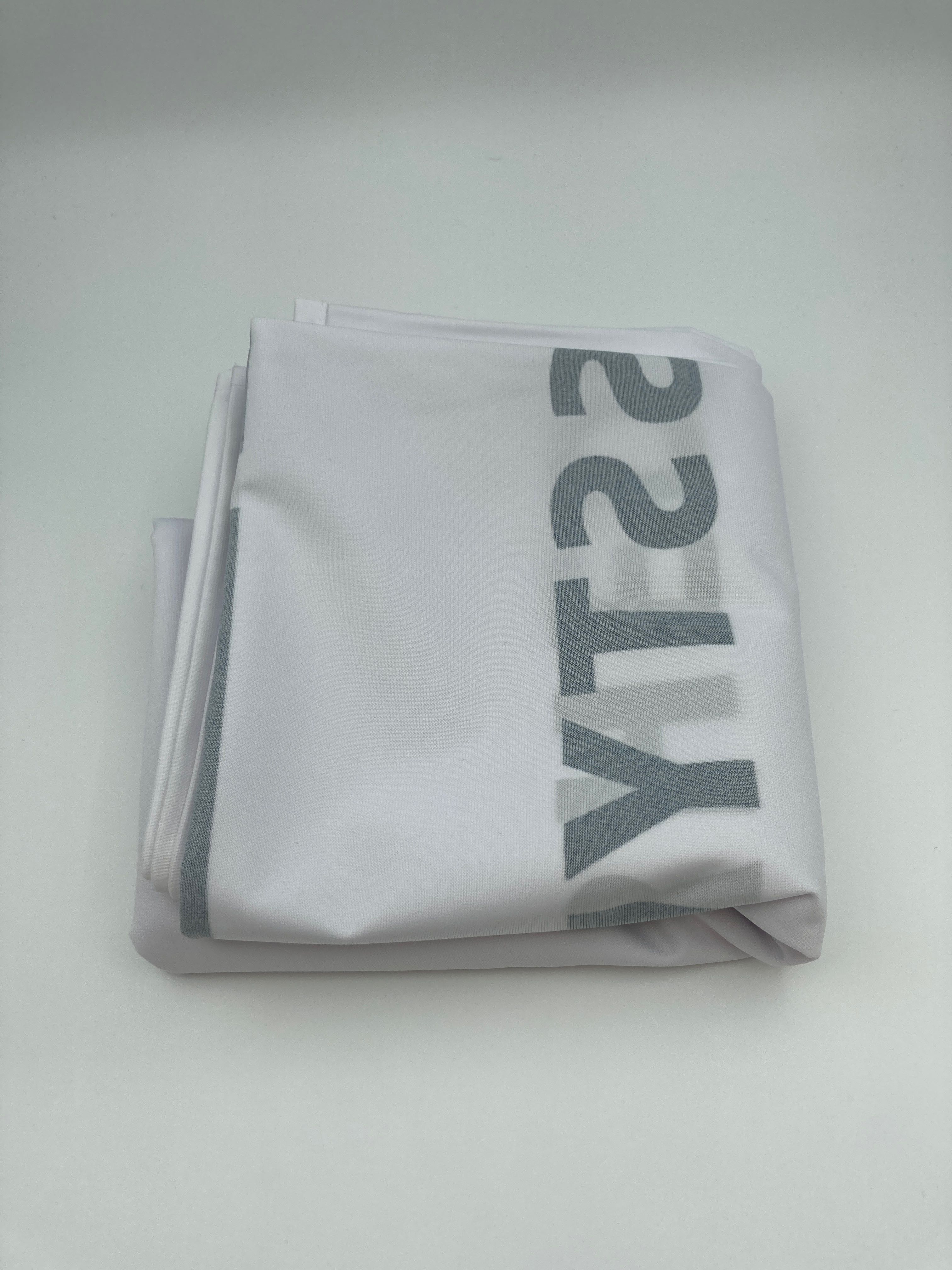 Billede fra myndighedens meddelelse af det tilbagekaldte produkt Tablecloths. Årsag: OKTILTAG.