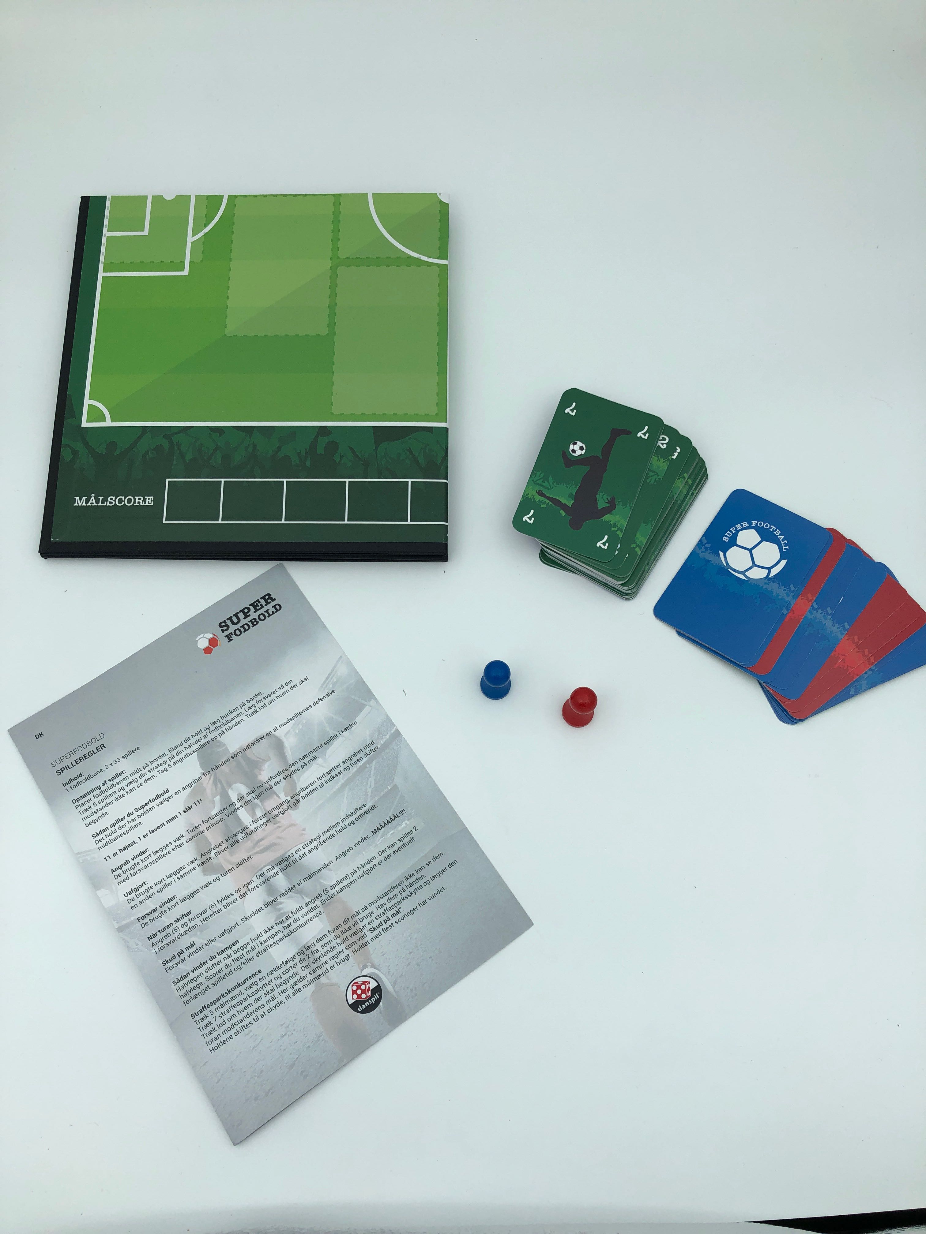 Billede fra myndighedens meddelelse af det tilbagekaldte produkt Super Fodbold Danspil Spil og Brætspil 14065. Årsag: OKTILTAG.