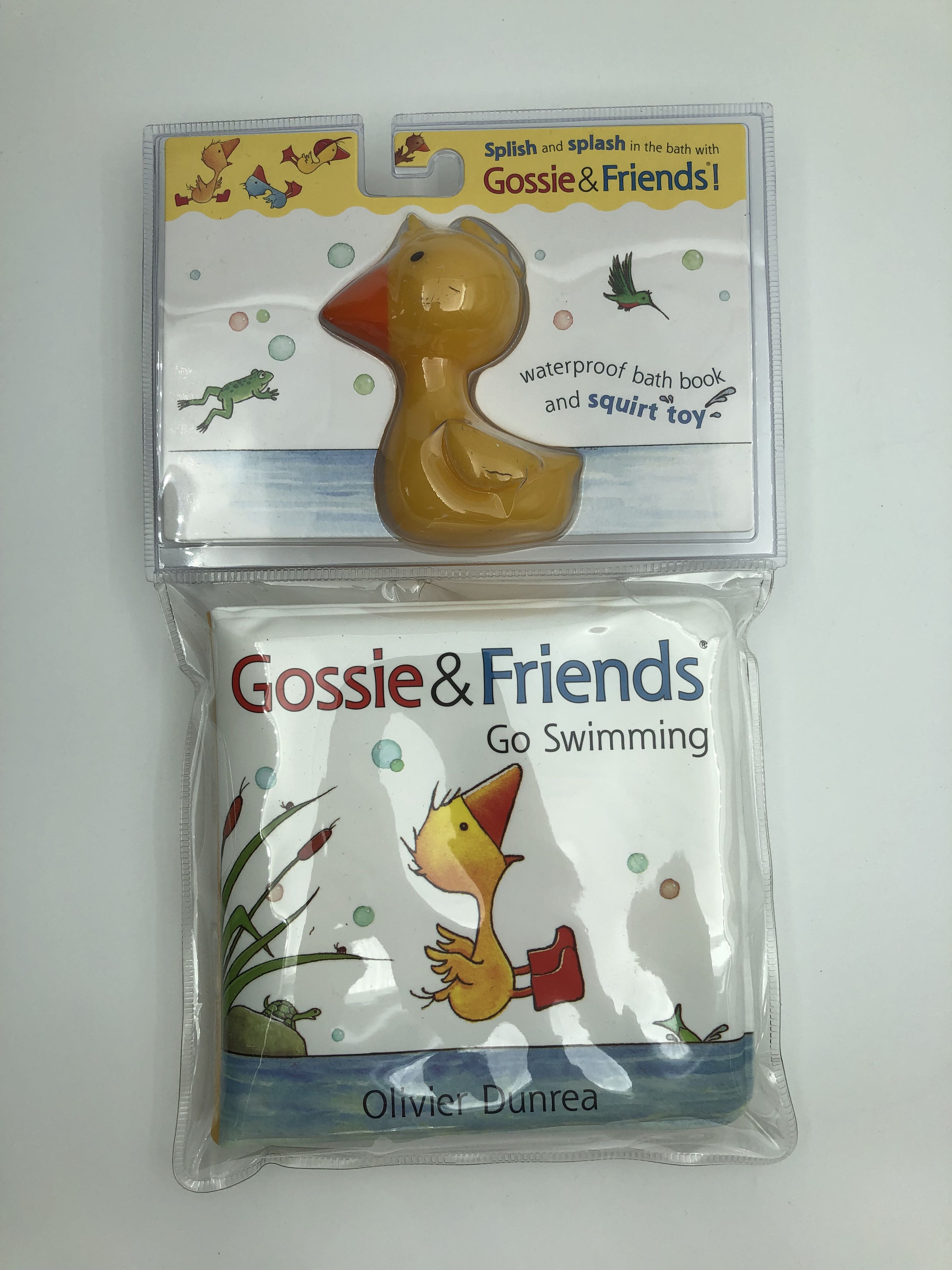 Billede fra myndighedens meddelelse af det tilbagekaldte produkt Gossie and Friends Go Swimming (Bath Book with Toy). Årsag: OVERTRÆD.