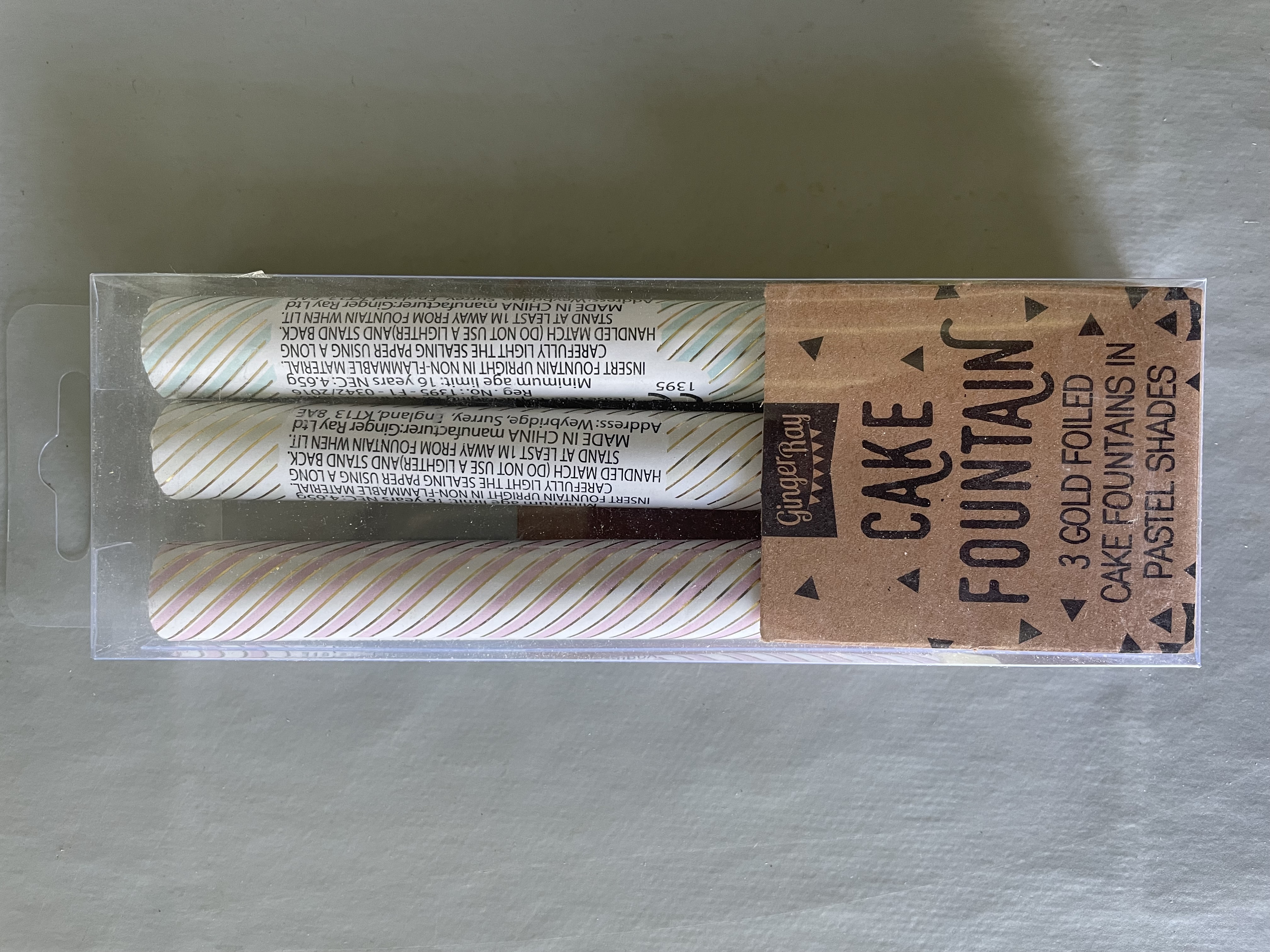 Billede fra myndighedens meddelelse af det tilbagekaldte produkt Cake Fountain. Årsag: OKTILTAG.