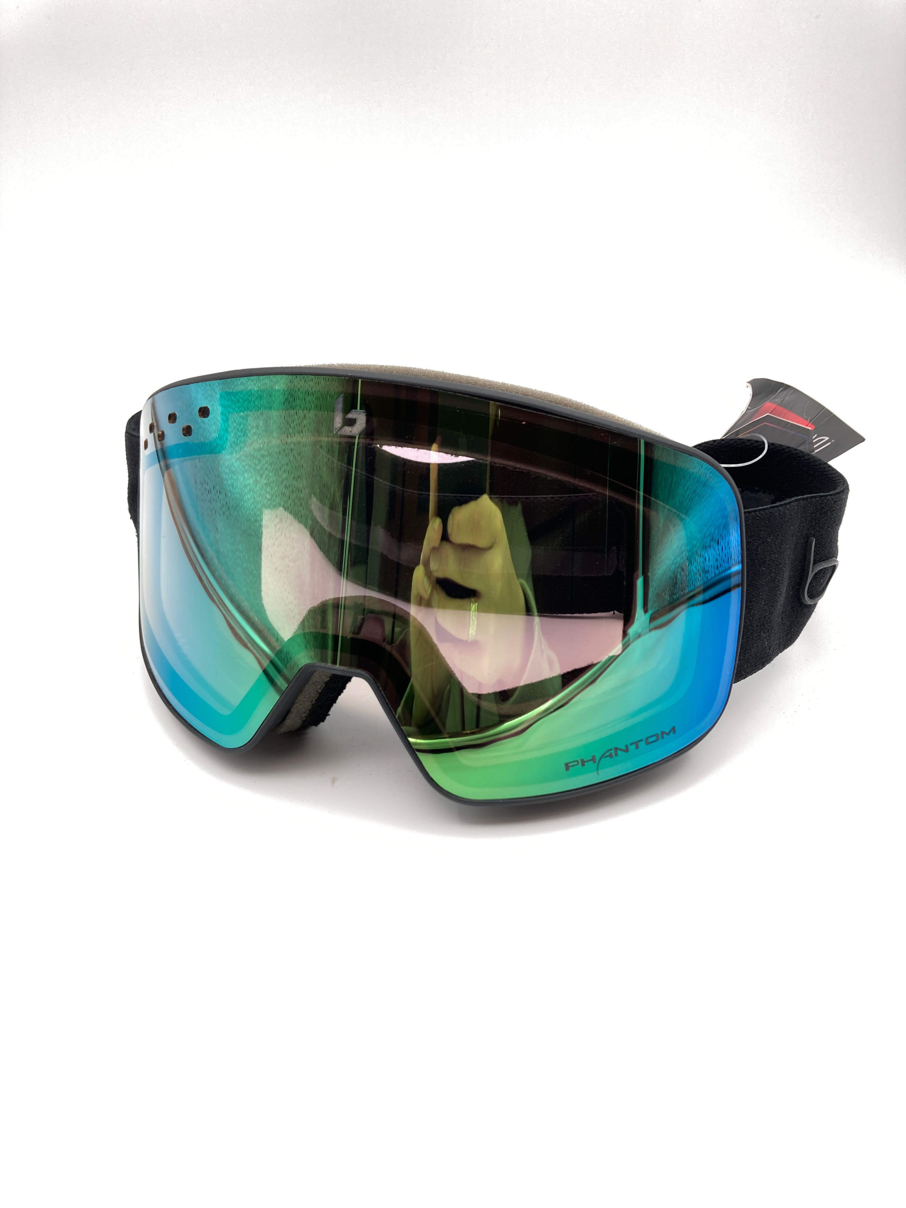 Billede fra myndighedens meddelelse af det tilbagekaldte produkt Bollé Northstar Ski Goggles (Phantom+ Lenses). Årsag: OVERTRÆD.