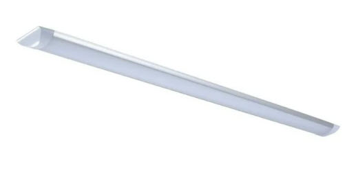 Billede fra myndighedens meddelelse af det tilbagekaldte produkt 36W Komplet LED armatur - 120cm - Neutral hvid. Årsag: OKTILTAG.