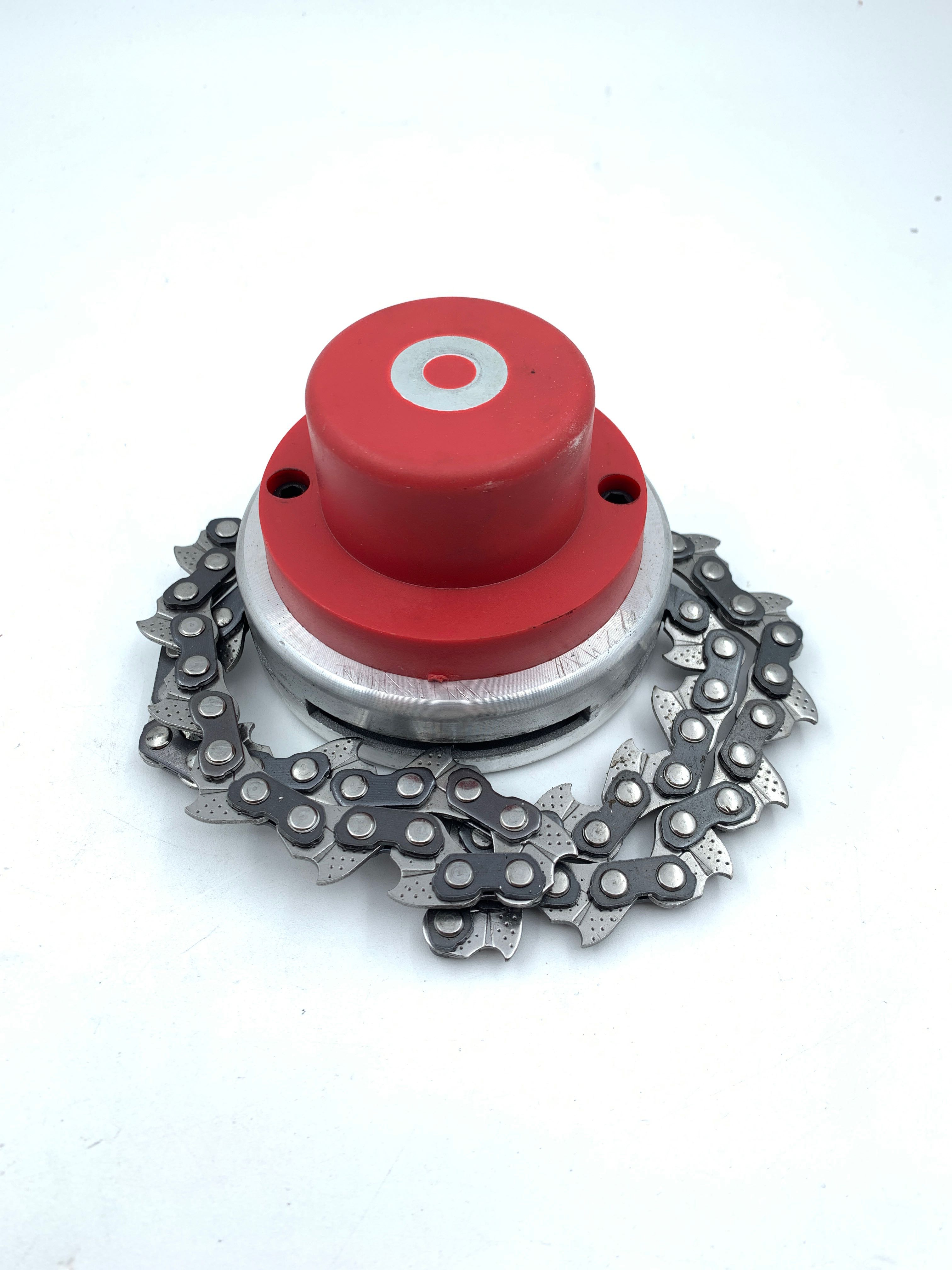Billede fra myndighedens meddelelse af det tilbagekaldte produkt Universal Lawn Mower Chain Grass Trimmer Head Spare Parts, Specification: Red. Årsag: OKTILTAG.