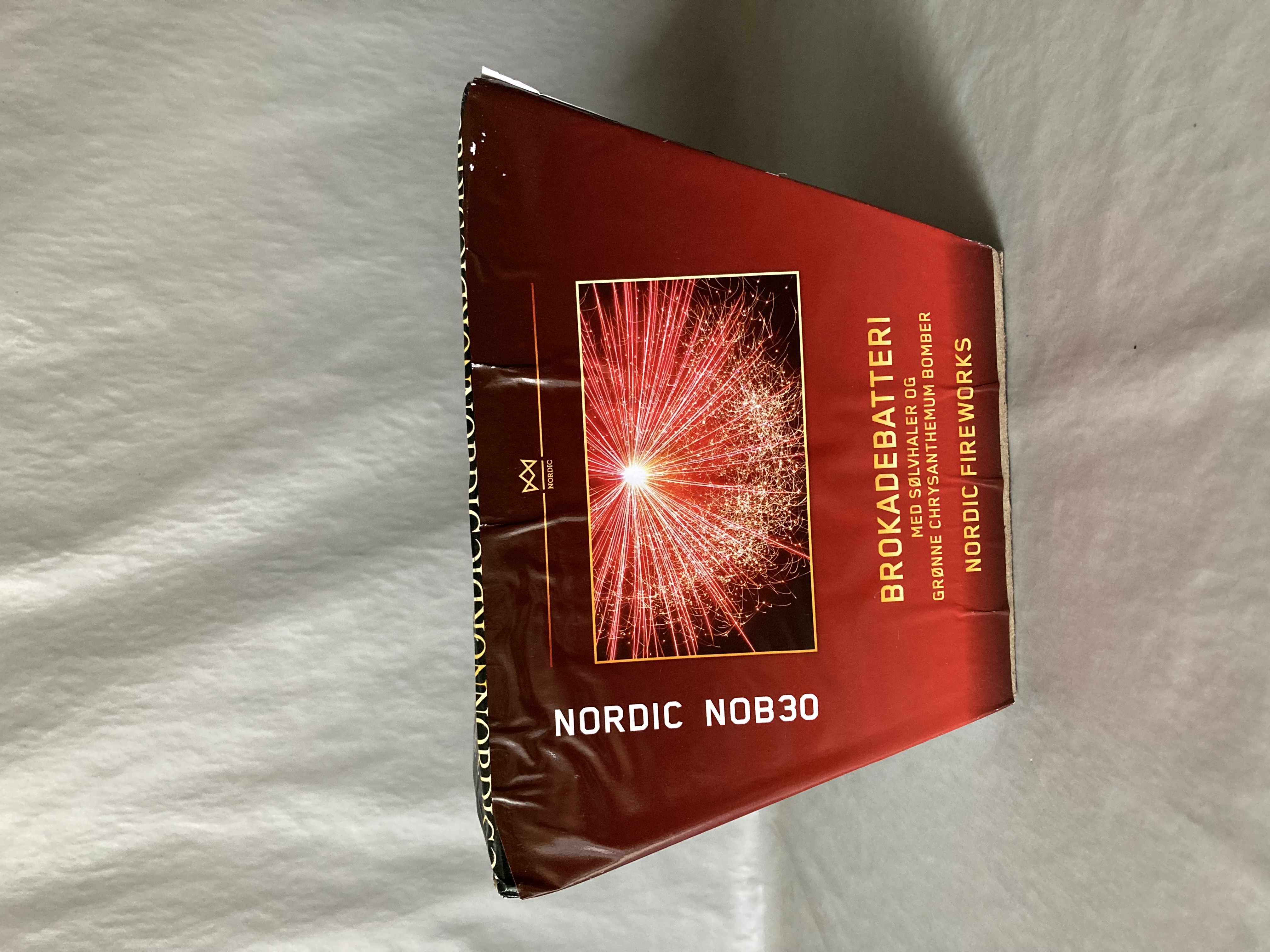 Billede fra myndighedens meddelelse af det tilbagekaldte produkt Brokadebatteri. Årsag: OVERTRÆD.