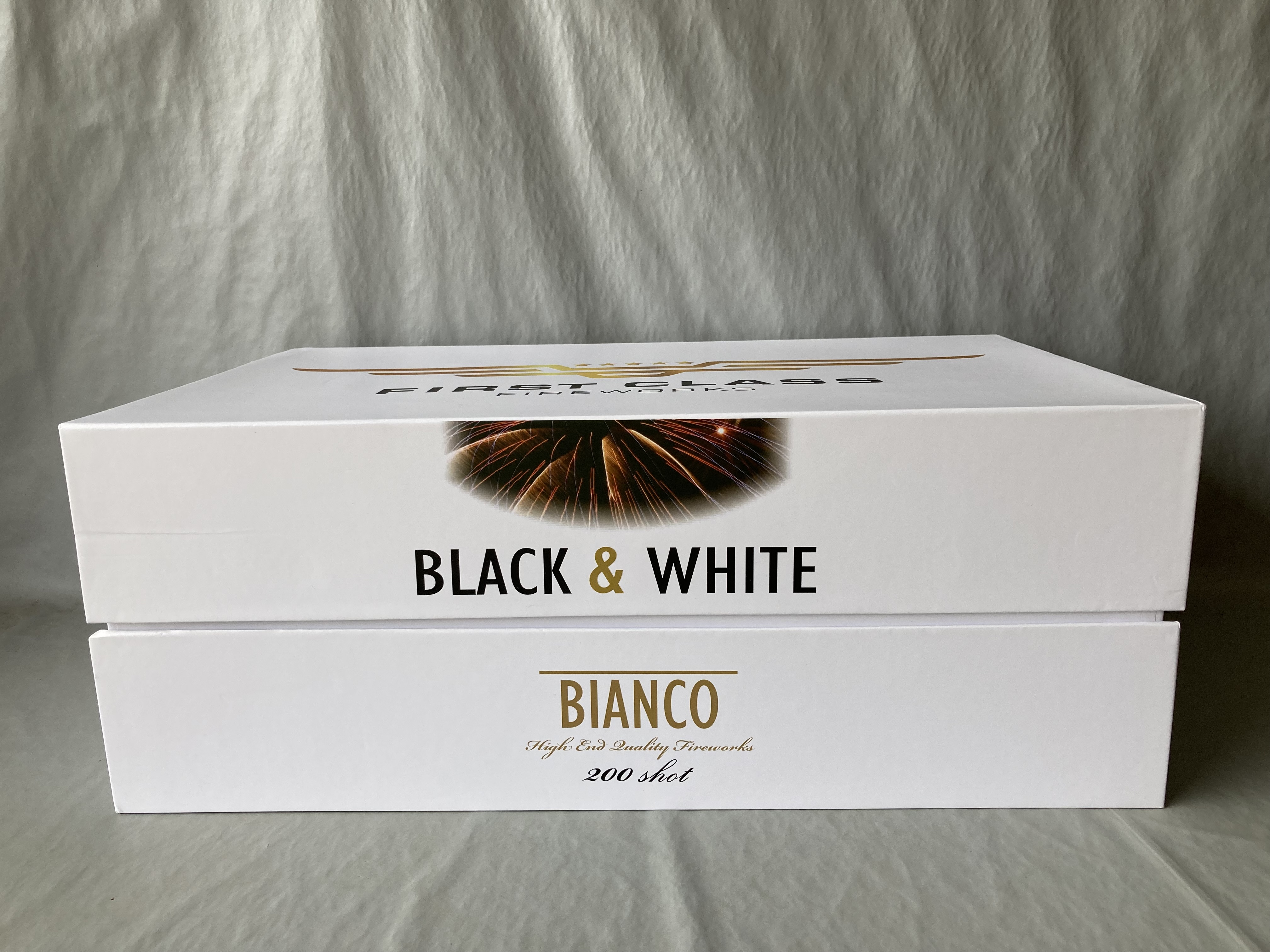 Billede fra myndighedens meddelelse af det tilbagekaldte produkt Black & White - Bianco. Årsag: OVERTRÆD.