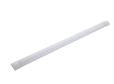 Billede fra myndighedens meddelelse af det tilbagekaldte produkt El-Max LED armatur 8000010050, 120 cm, 40W - 100 LM/W. Årsag: OVERTRÆD.