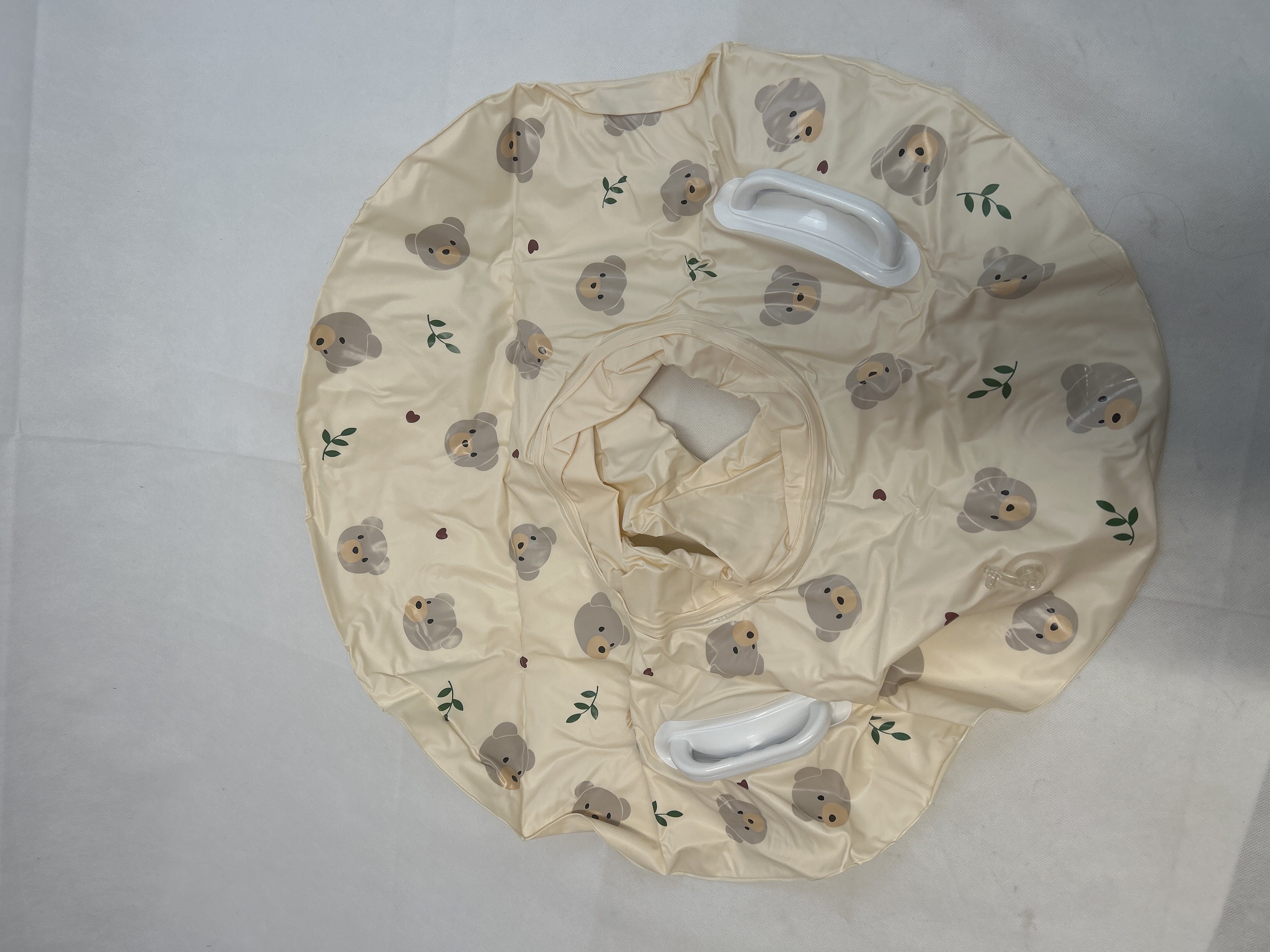 Billede fra myndighedens meddelelse af det tilbagekaldte produkt Children Summer Inflatable Swimming Ring. Årsag: OVERTRÆD.