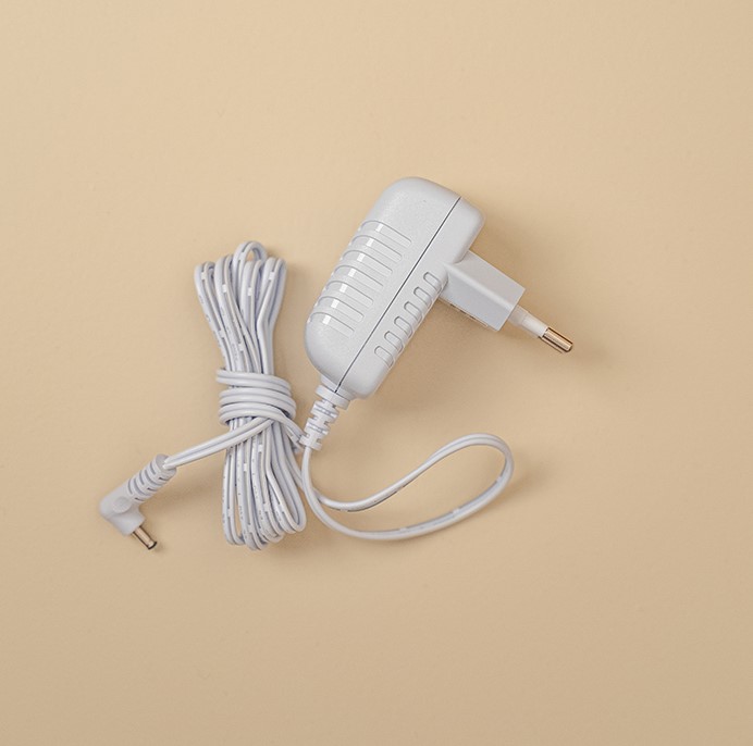Billede fra myndighedens meddelelse af det tilbagekaldte produkt Little Dutch - Wood lamp. Årsag: OVERTRÆD.