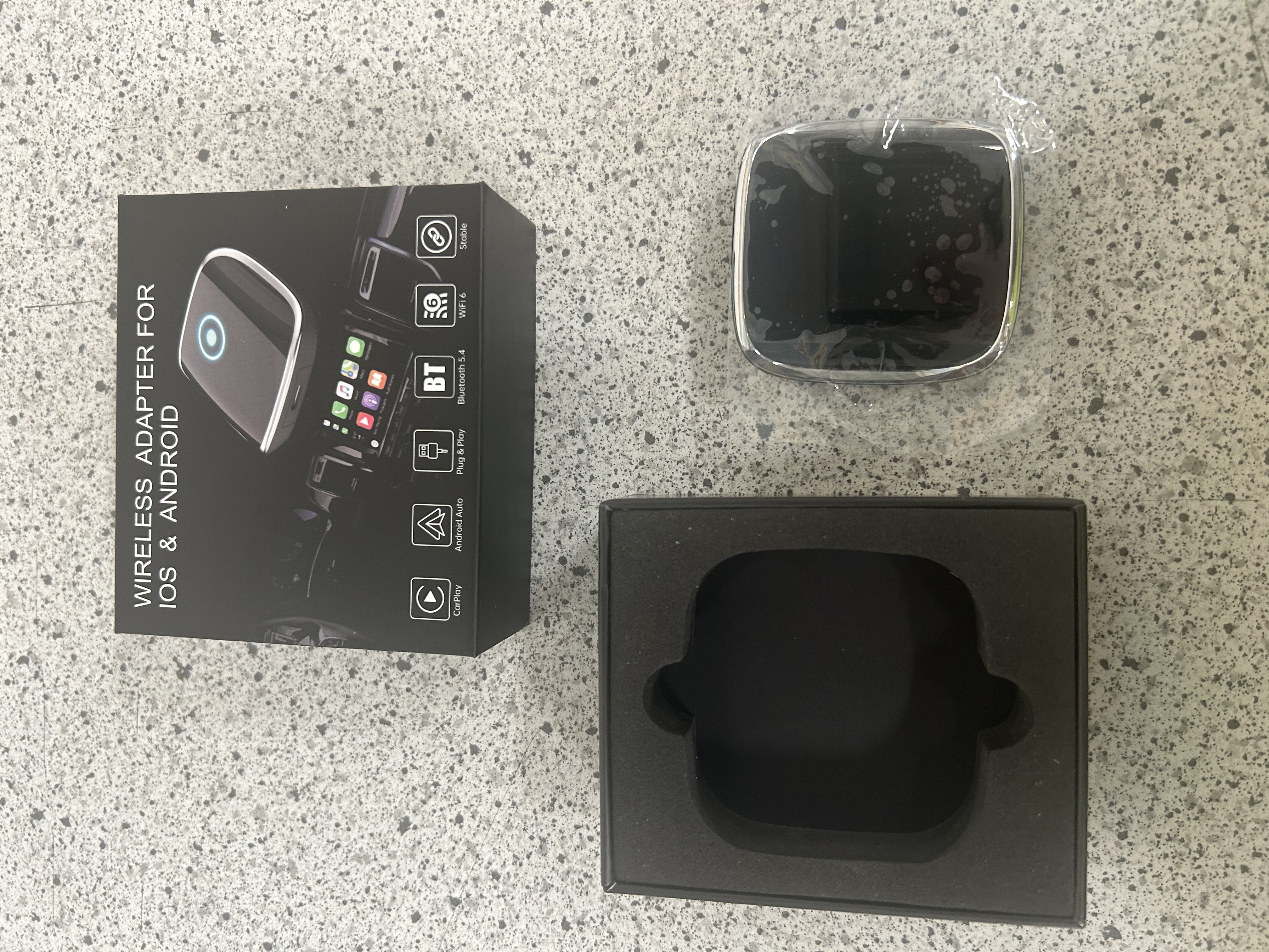 Billede fra myndighedens meddelelse af det tilbagekaldte produkt 2-in1 wireless adapter. Årsag: OVERTRÆD.