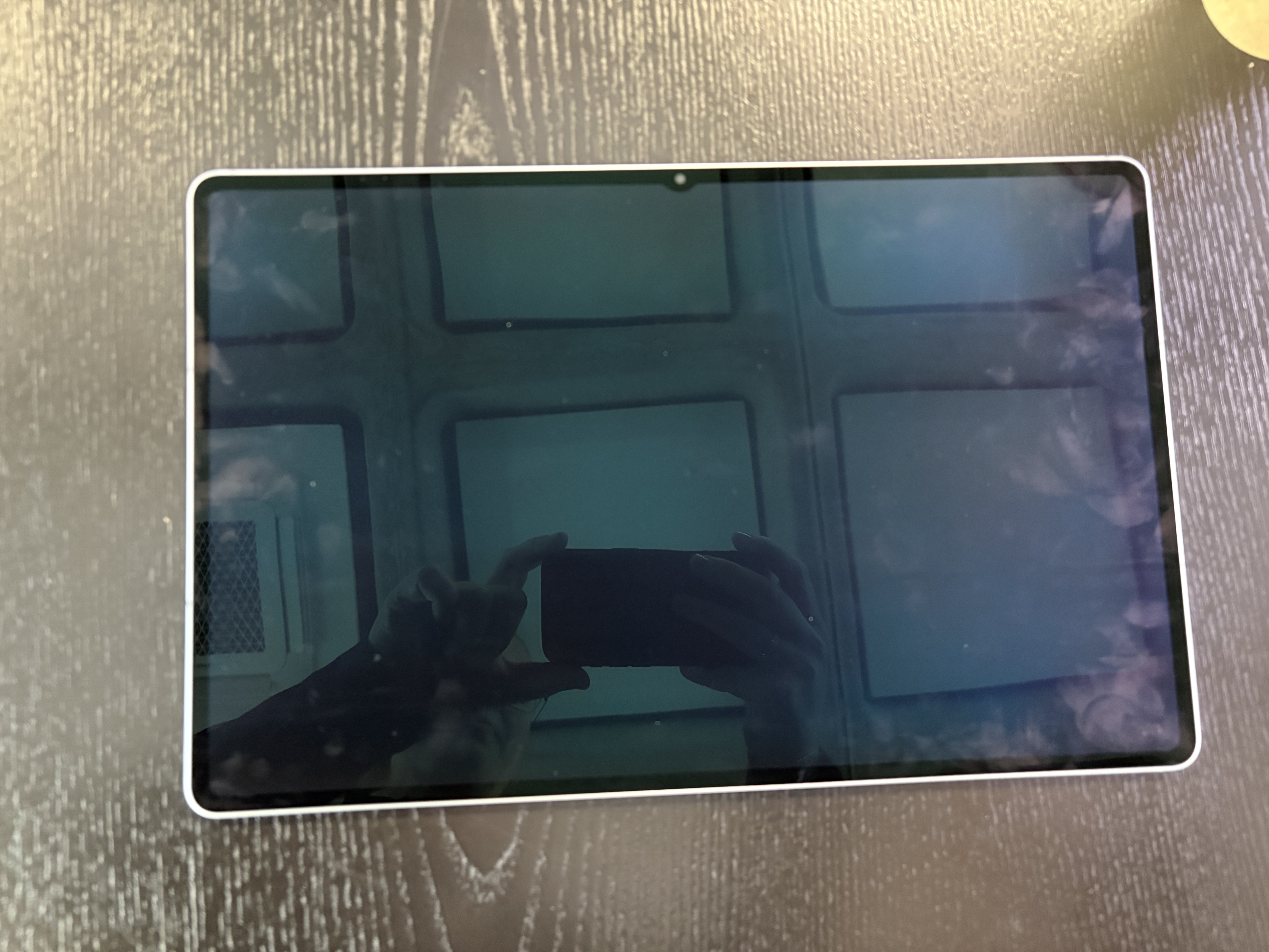 Billede fra myndighedens meddelelse af det tilbagekaldte produkt Samsung Galaxy Tab S11 Ultra. Årsag: OVERTRÆD.