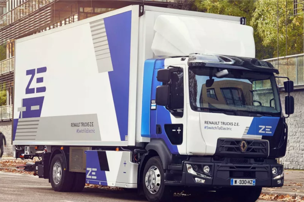 Billede fra myndighedens meddelelse af det tilbagekaldte produkt Renault Trucks - Model: D ZE/DWIDE ZE. Årsag: OVERTRÆD.