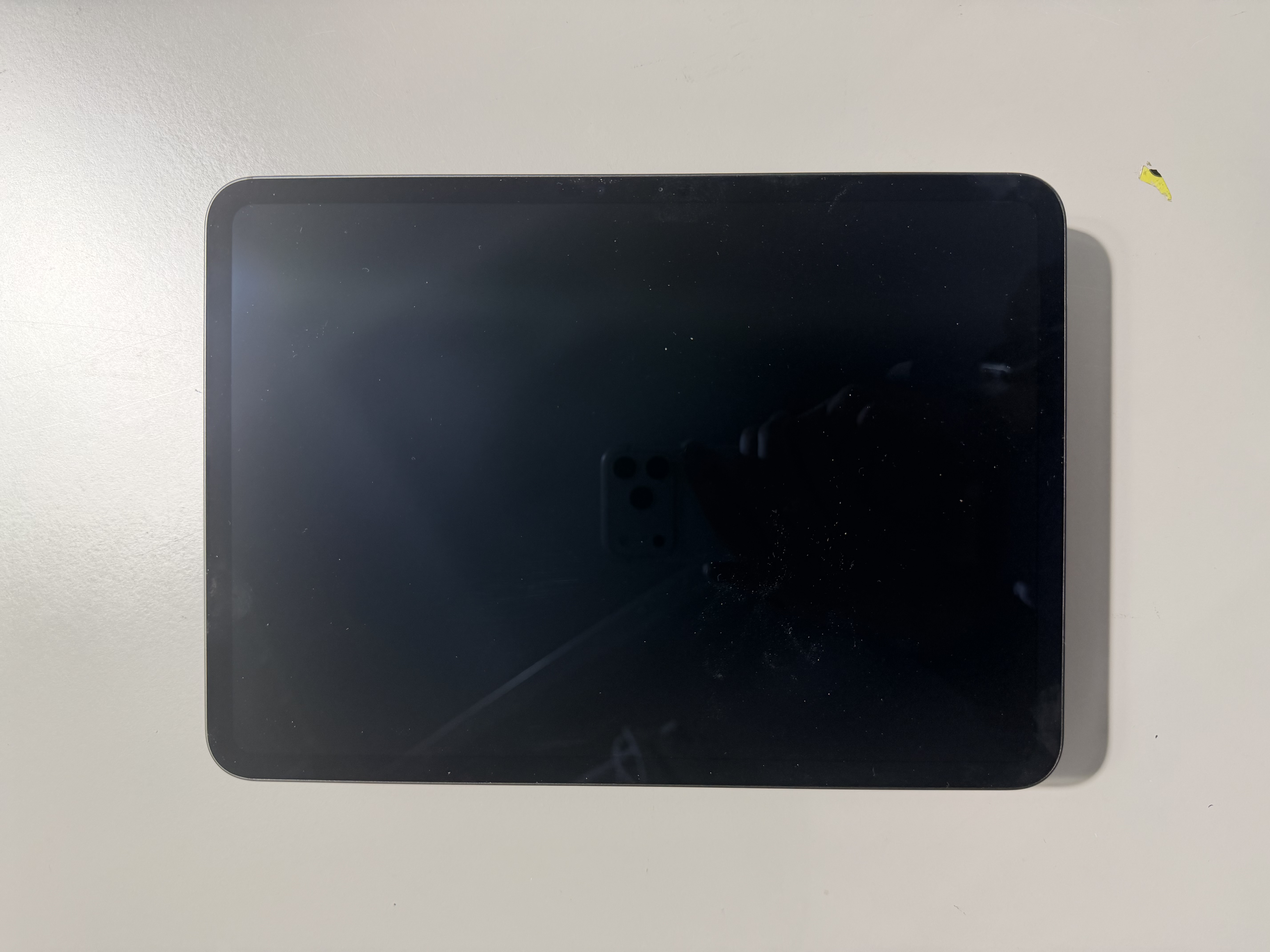 Billede fra myndighedens meddelelse af det tilbagekaldte produkt iPad Pro 11. Årsag: OVERTRÆD.