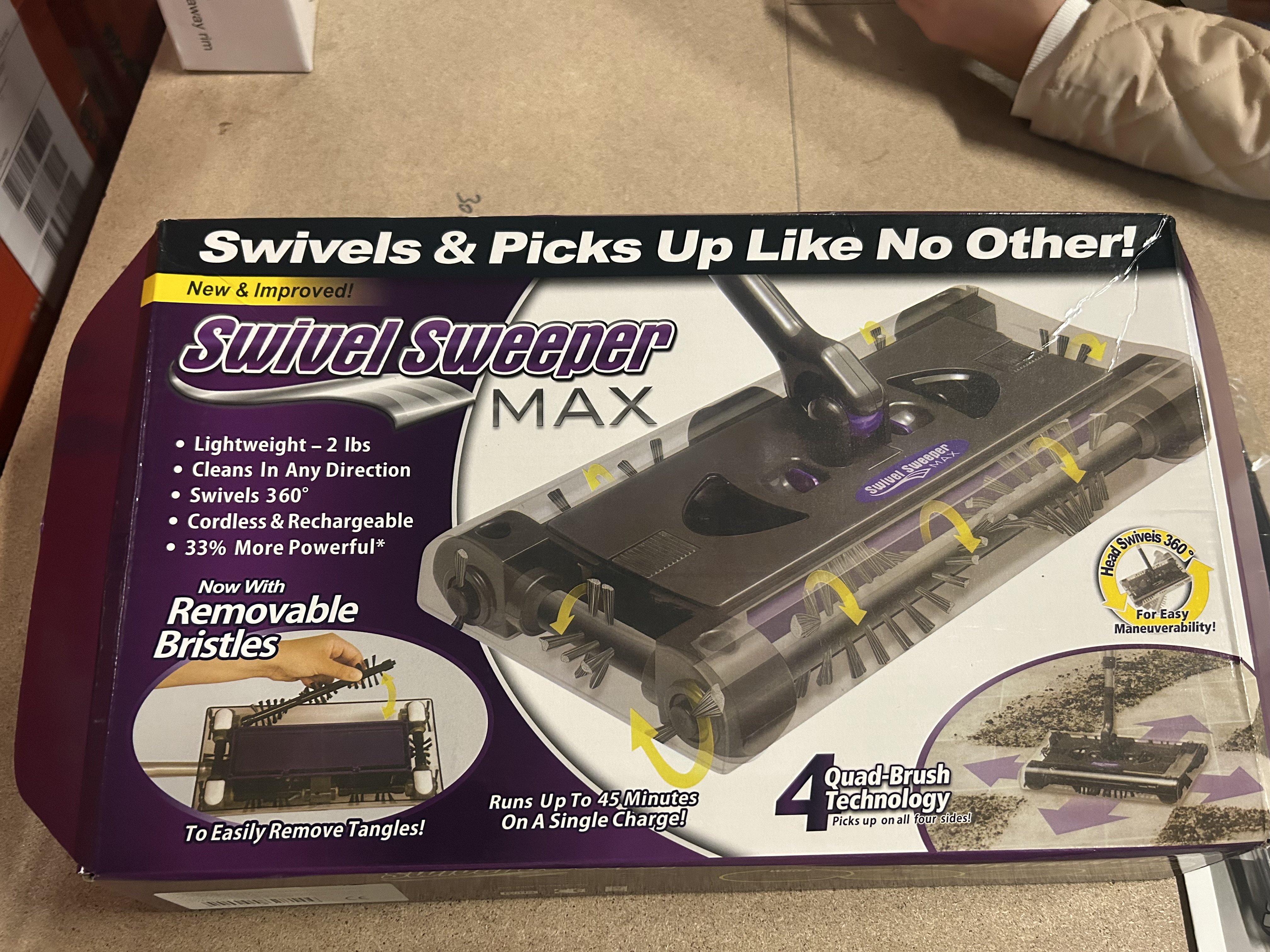 Billede fra myndighedens meddelelse af det tilbagekaldte produkt Swivel Sweeper MAX. Årsag: OVERTRÆD.