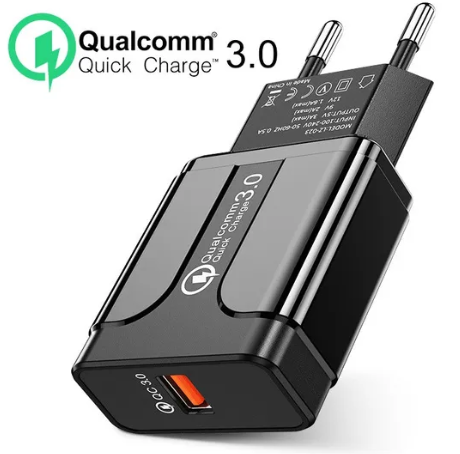 Billede fra myndighedens meddelelse af det tilbagekaldte produkt Quick Charge 3.0 18W EU or Us Wall Charger Fast Charger USB, Model HD-613. Årsag: OVERTRÆD.