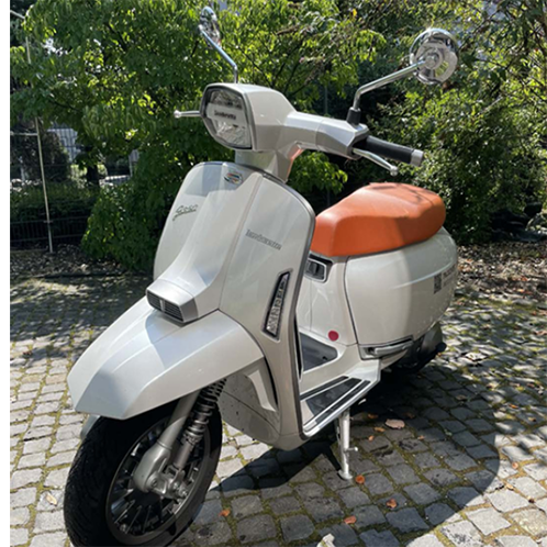 Billede fra myndighedens meddelelse af det tilbagekaldte produkt Lambretta - Model: G350 Special, G350 Special Flex. Årsag: OVERTRÆD.
