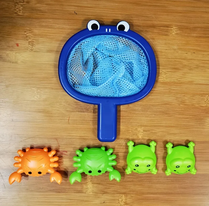 Billede fra myndighedens meddelelse af det tilbagekaldte produkt Water Play Set. Årsag: OVERTRÆD.