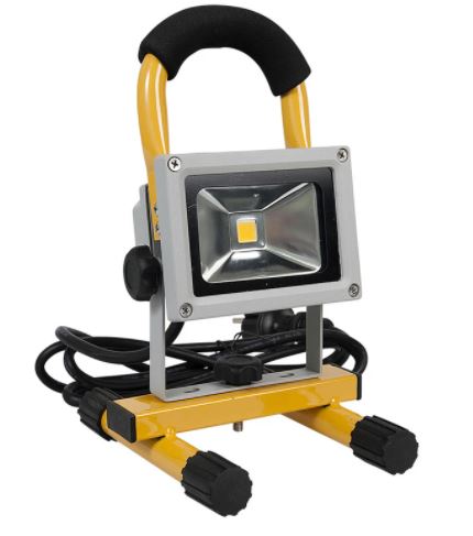 Billede fra myndighedens meddelelse af det tilbagekaldte produkt LED arbejdslampe 10 W. Årsag: OVERTRÆD.